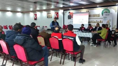 Sultandağı’nda Don Zararına Uğrayan Kiraz Bahçeleri İçin Üreticilere Eğitim Desteği Verildi