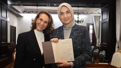 Vali Yiğitbaşı'na Kitap Hediye Ettiler Prof. Dr. Baran'dan Anlamlı Teşekkür