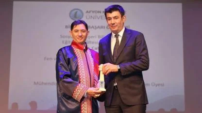 Afyonkarahisar’da Akademik Zirve! Başarı Ödül ve Yükselme Aynı Sahnede