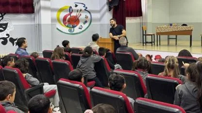 Başhekim Doç. Dr. Aydın Balcı Öğrencilere Hekimliği Anlattı