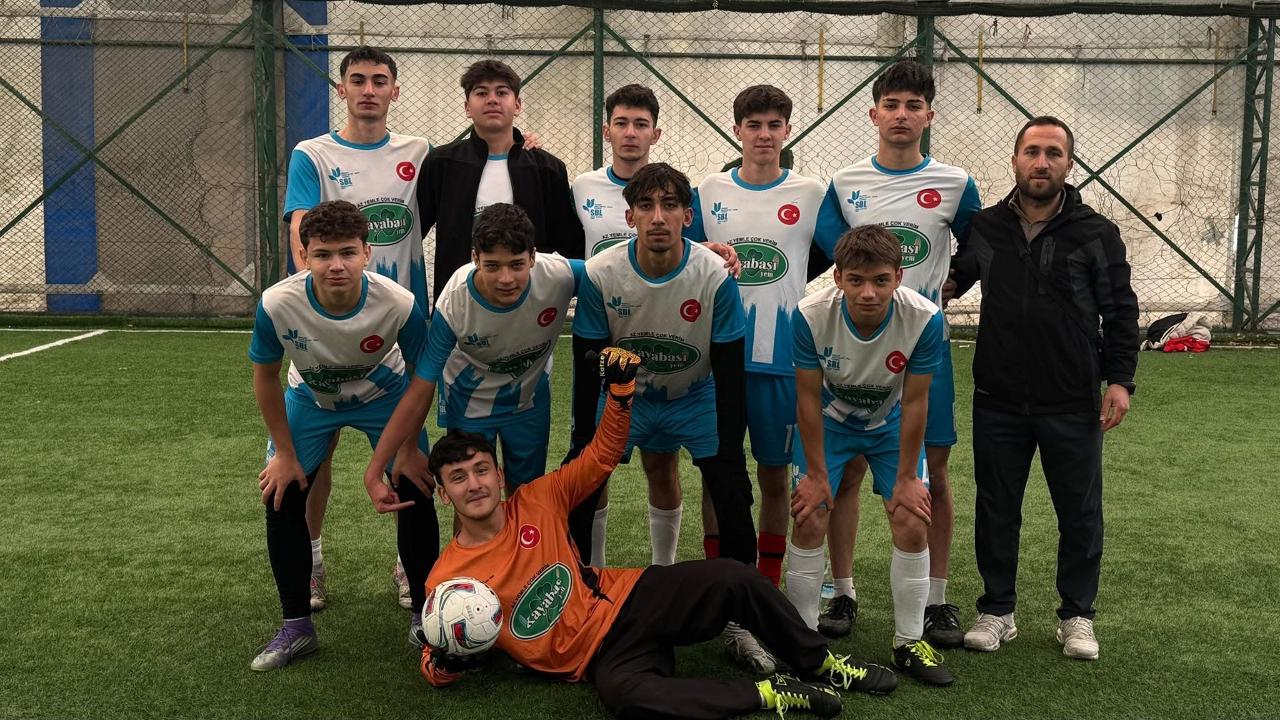 Bolvadin İlçesinde Liseler Arası Futbol Heyecanı Sona Erdi