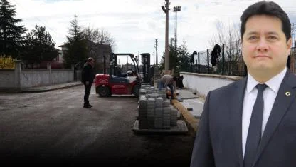 Bolvadin’de Bademli Mahallesinde Kaldırım Çalışmaları Hız Kesmeden Sürüyor