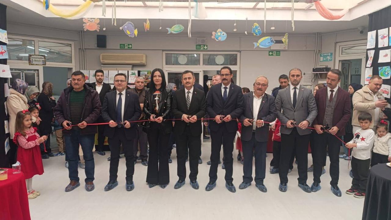 Bolvadin’de Miniklerden Yerli Üretim Sergisi Düzenlendi