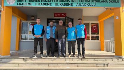 Bolvadin’de Özel Öğrencilerle Kurulan Gönül Bağı Yürekleri Isıttı