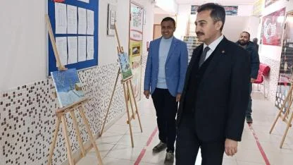 Bolvadin’de Sergi Açtılar: Müdür Keleş Sergide Bunları Söyledi