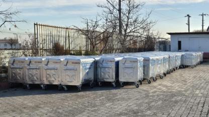 Çay Belediyesi’ne Çöp Konteyneri İle Temizlik Desteği Verildi