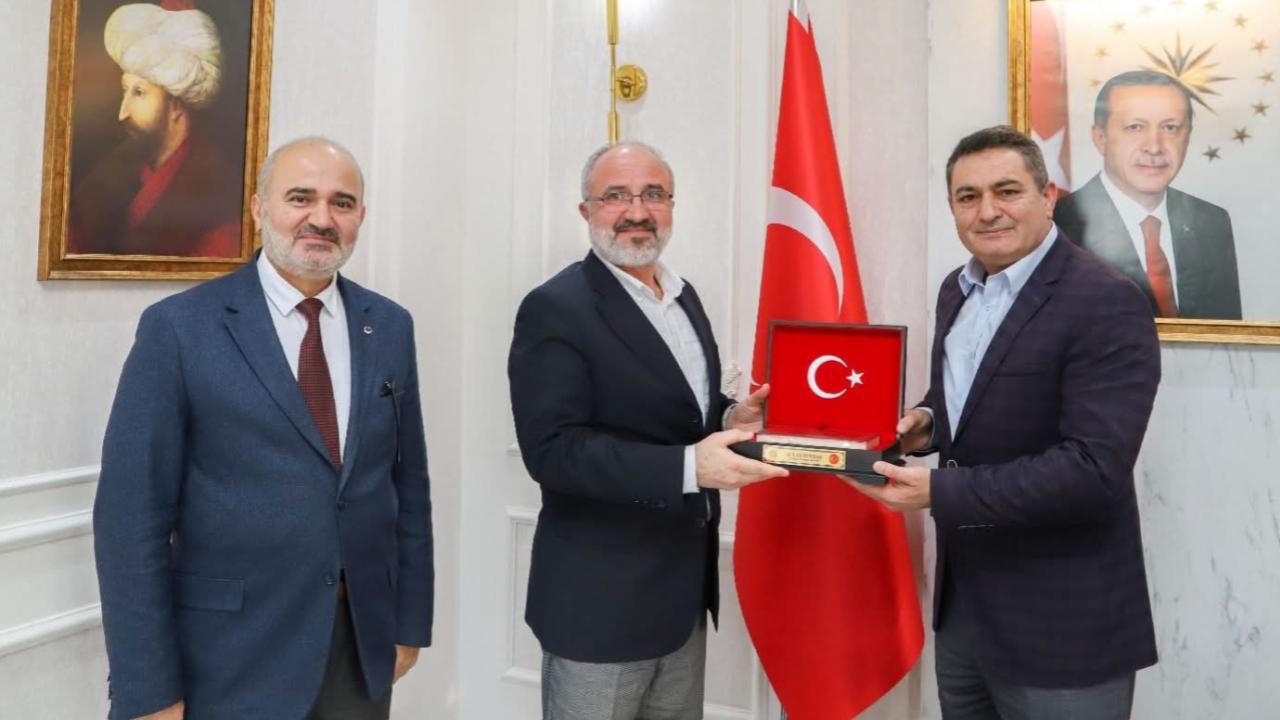 Çobanlar'da Başkan Altuntaş'a Diyanet'ten Üst Düzey Temas