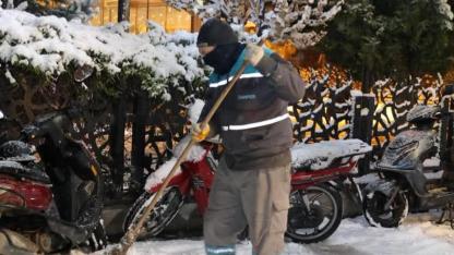 Sandıklı’da Kar Alarmı: Ekipler 24 Saat Sahada