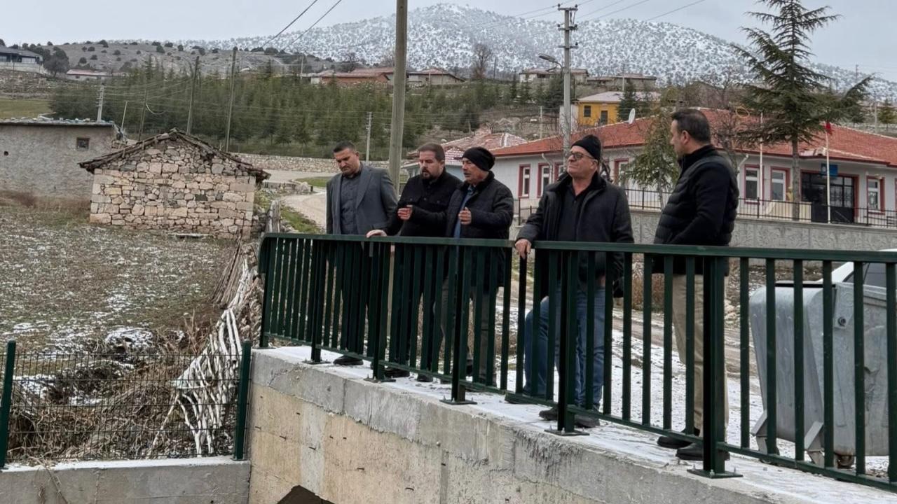 AK Partili Emrah Mola: Emirdağ’da Hizmet Köylere Ulaşıyor