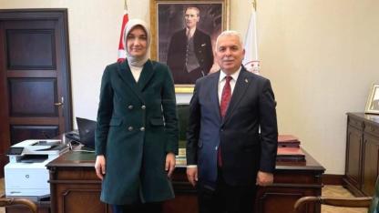 Ankara’da Dikkat Çeken Buluşma: Vali Yiğitbaşı’ndan Aziz Yıldırım’a Tebrik Ziyareti