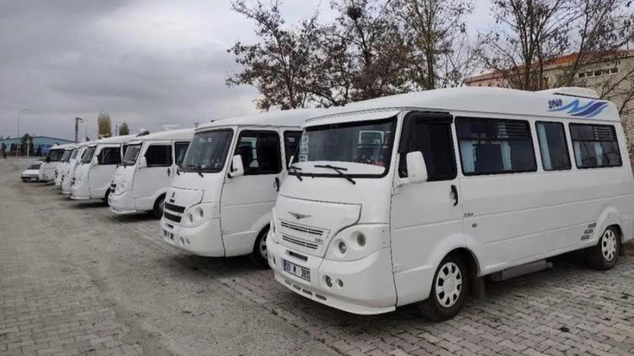 Bolvadin’de Müşteri Memnuniyeti İçin Minibüsçüler İletişim Hattı Kurdular