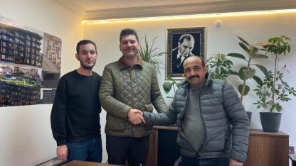 Çay Çarşısında Sıcak Bir Sabah: Belediye Esnafın Kapısını Kahveyle Çaldı