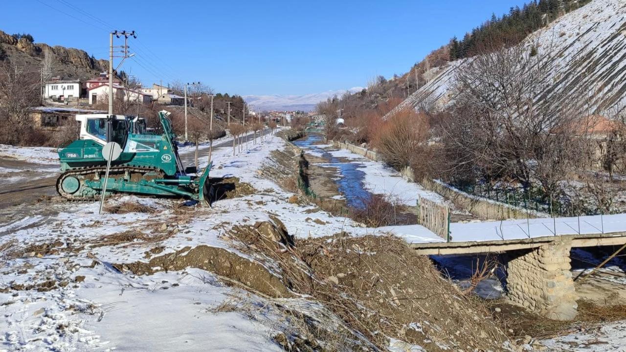 Çay Deresi Temizlendi, İlçe Derin Bir Nefes Aldı