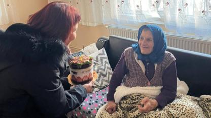 Emirdağ Belediyesi’nden Gönülleri Isıtan Dokunuş: Doğum Günlerinde Yalnız Değiller