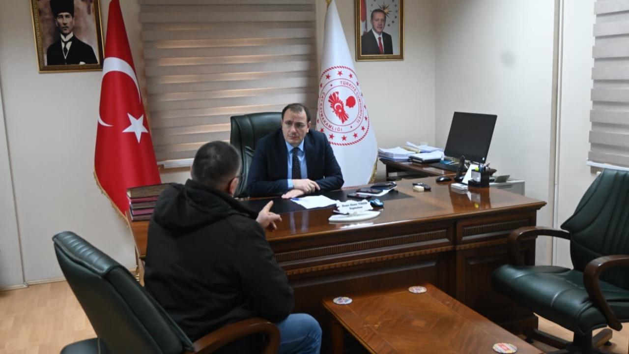 Kaymakam Türker: “Vatandaşımızın Talebi Önceliğimiz” Çay’da Yüzlerce Kişi Halk Gününde Kaymakamlığa Akın Etti