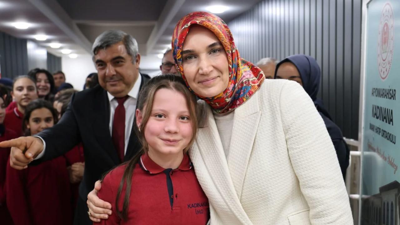 Vali Yiğitbaşı’nı Öğrenciler Davet Etti Davet Cevapsız Kalmadı