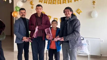 Afyon’da İlmek İlmek Sevgi: Öğrencilerden Anlamlı Hediye