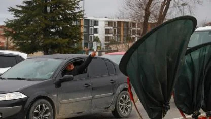 Afyonkarahisar’da Basket Atar Gibi Çöp Atacaklar