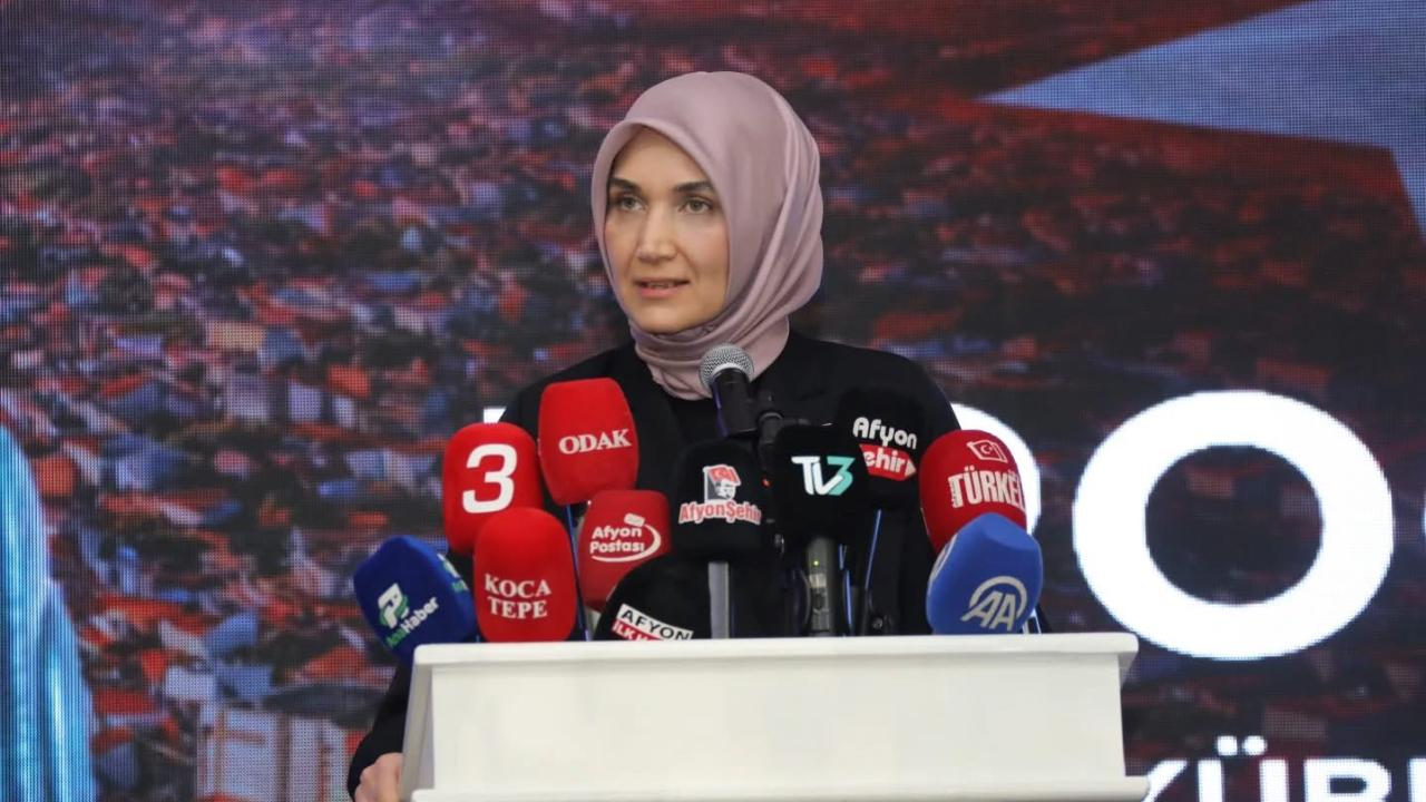 Afyonkarahisar’da Vali Yiğitbaşı İçin Veda Programı Düzenlendi