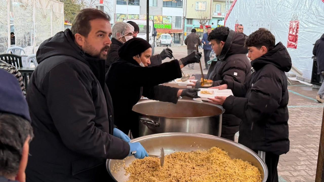 AK Partili Başkan Mola: Emirdağ’da Vatandaşlarımızla Buluşmaya Devam Ediyoruz