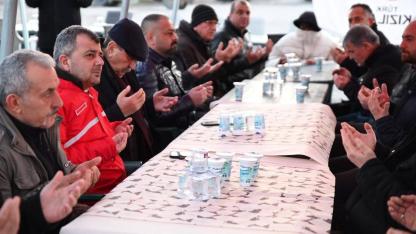 Başkan Koyuncu Emirdağ Gömü’de Kızılay İftar Programına Katıldı