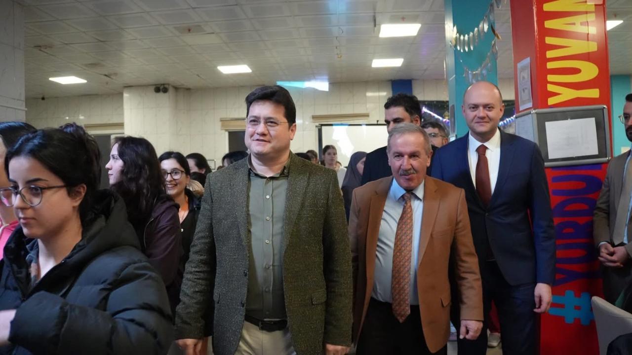 Bolvadin’de Gençliğe Böyle Destek Verildi: İftar Sofrasını Kurdular