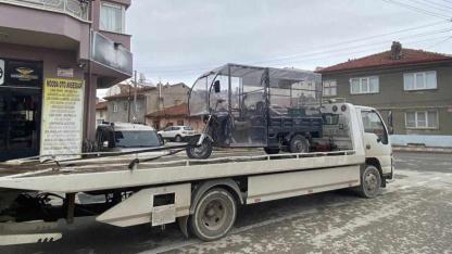 Bolvadin’de Korsan Taşımacılığa Sıkı Denetim: Yetkisiz Araç Trafikten Men Edildi