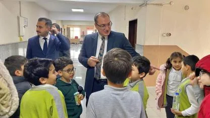 Bolvadin’de Minikler Kaymakam Arıkan’ı Böyle Mutlu Etti