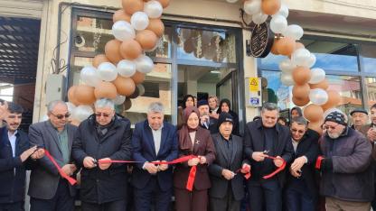 Çobanlar’da Ayşe Butik Pasta Açıldı