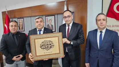 Çobanlar’da Emek Emek İşleyip İl Müdürü Sünnetçi’ye Hediye Ettiler