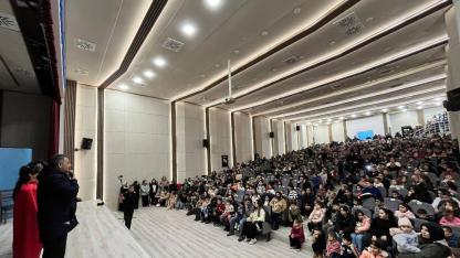 Emirdağ’da Karne Sevinci Şenliğe Dönüştü