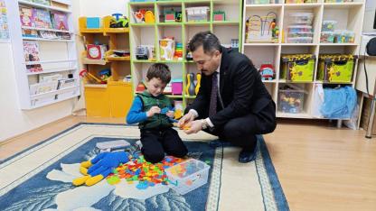 Millî Eğitim Müdürü Keleş, Haftanın İlk İstiklâl Marşı Törenine Atatürk İlkokulu’nda Katıldı