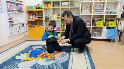 Millî Eğitim Müdürü Keleş, Haftanın İlk İstiklâl Marşı Törenine Atatürk İlkokulu’nda Katıldı