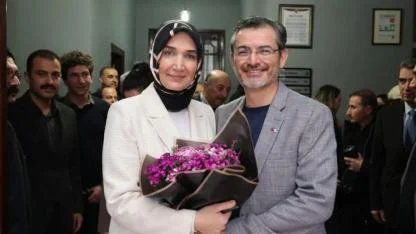 Vali Yiğitbaşı Umre Ziyaretini Eşiyle Birlikte Gerçekleştiriyor