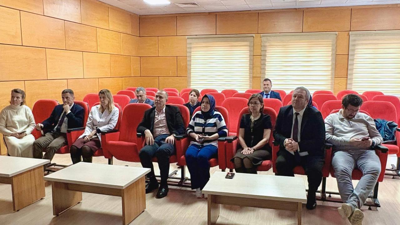 Afyon Devlet Hastanesi’nde Enfeksiyonla Mücadele Sürüyor