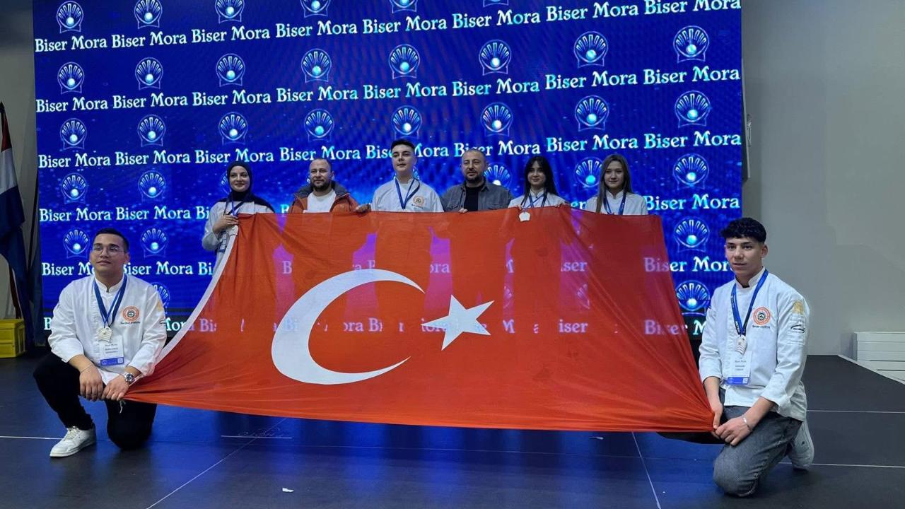 Afyon’da Uluslararası Başarı Göğüsleri Kabarttı