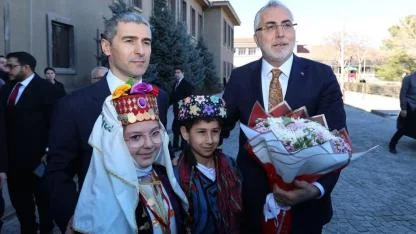 Bakan Işıkhan Afyonkarahisar’da Temaslarda Bulundu