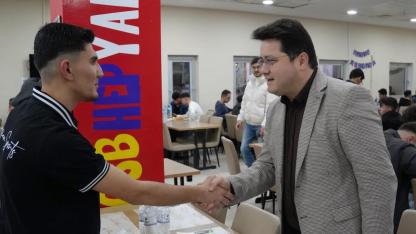 Bolvadin’de Başkan Aynacı KYK’da Öğrencilerle Buluştu