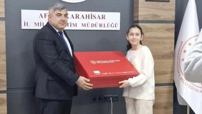 Bolvadinli Öğrenci Ferda Yıldırım Türkiye Derecesine Aday