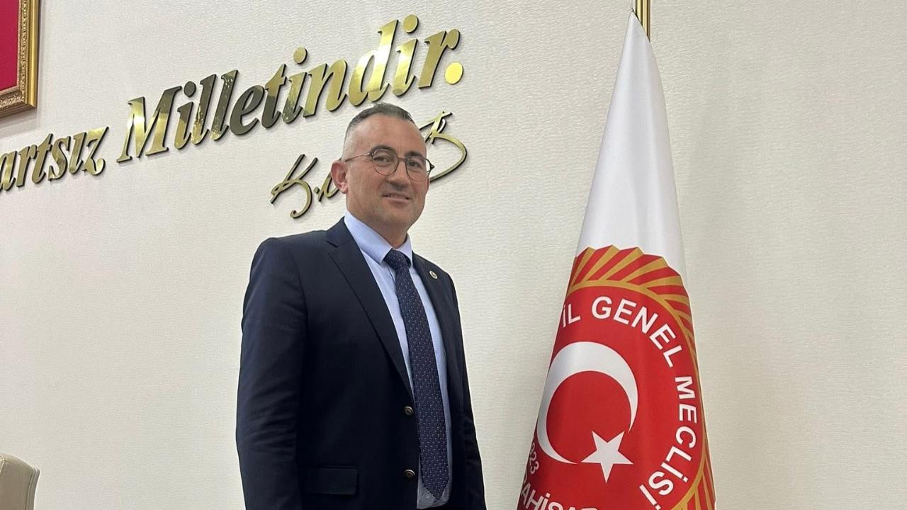 Çay İlçesinde Hükümet Konağı İçin Çağrı Yaptılar