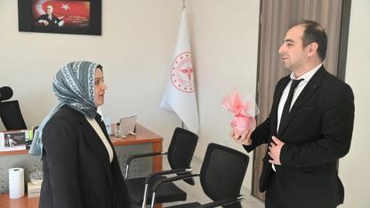 Emirdağ’da Doktorların Tıp Bayramı’nı Böyle Kutladılar