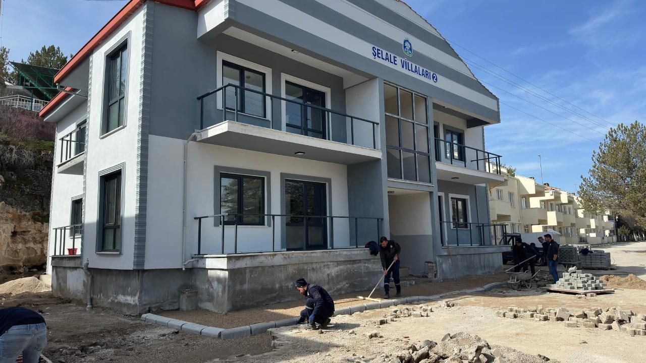 Sandıklı’da Termal Atak: Hüdai Kaplıcalarına Rotüş