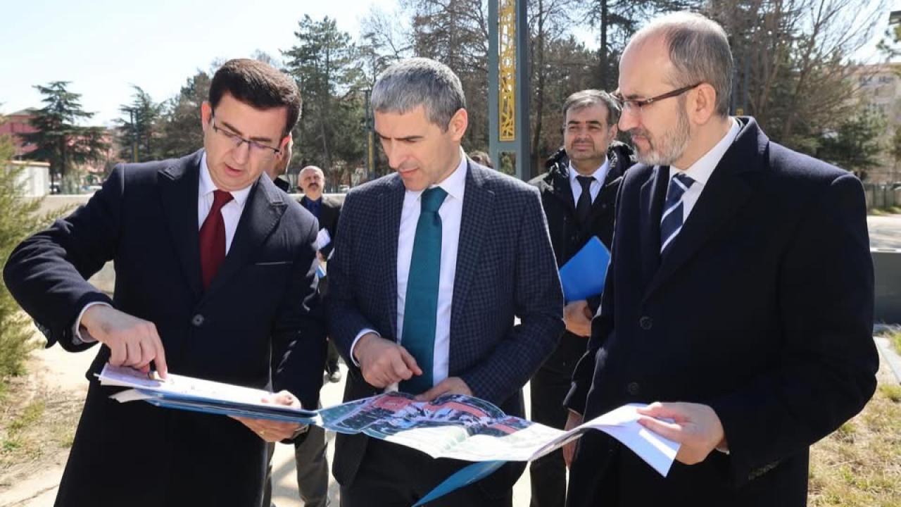 Vali Aktaş Millet Bahçesi’ndeki Çalışmaları İnceledi