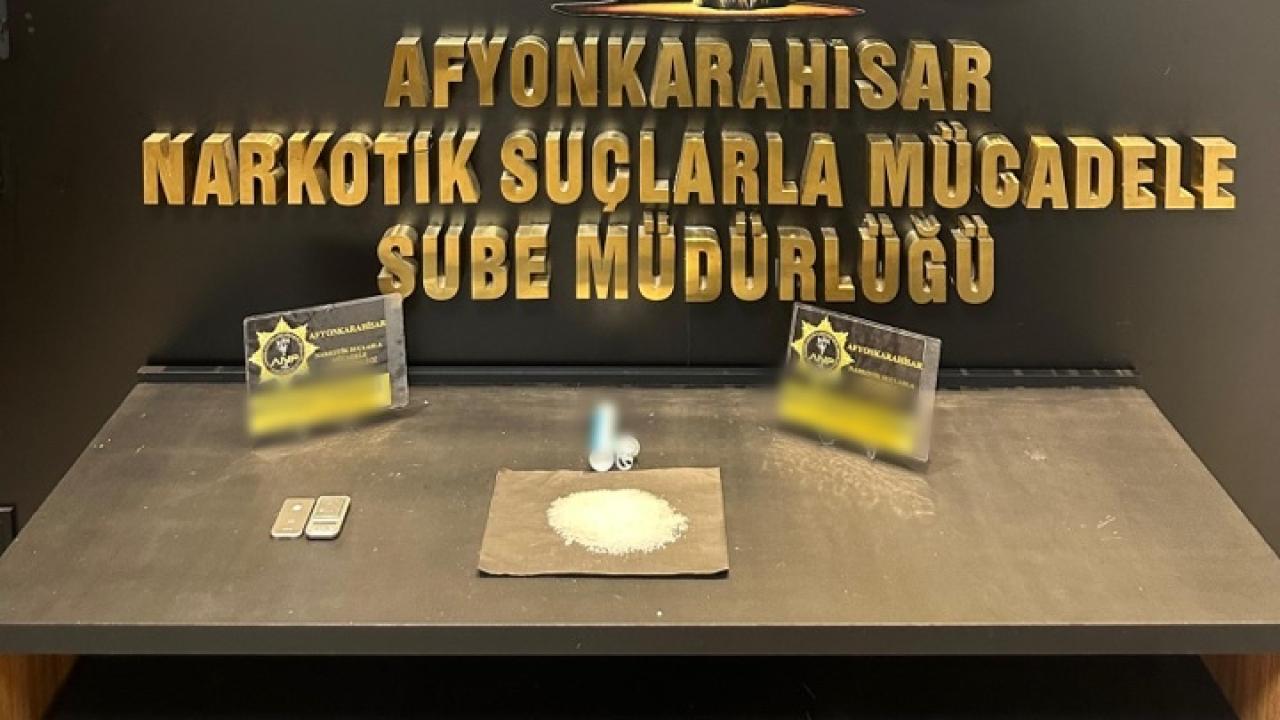 Afyonkarahisar’da Uyuşturucu Operasyonu 2 Şüpheli Tutuklandı