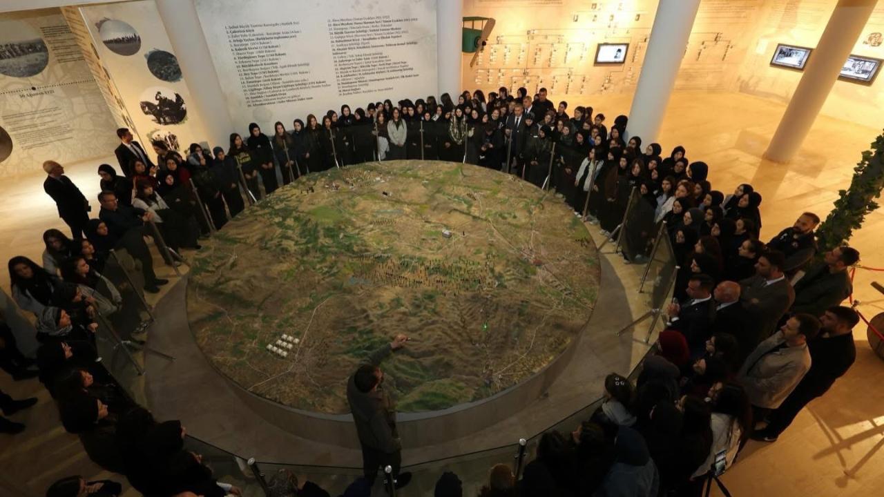 Afyonkarahisar’da “Zaferin İzinde Yolculuk” Projesi Başlatıldı