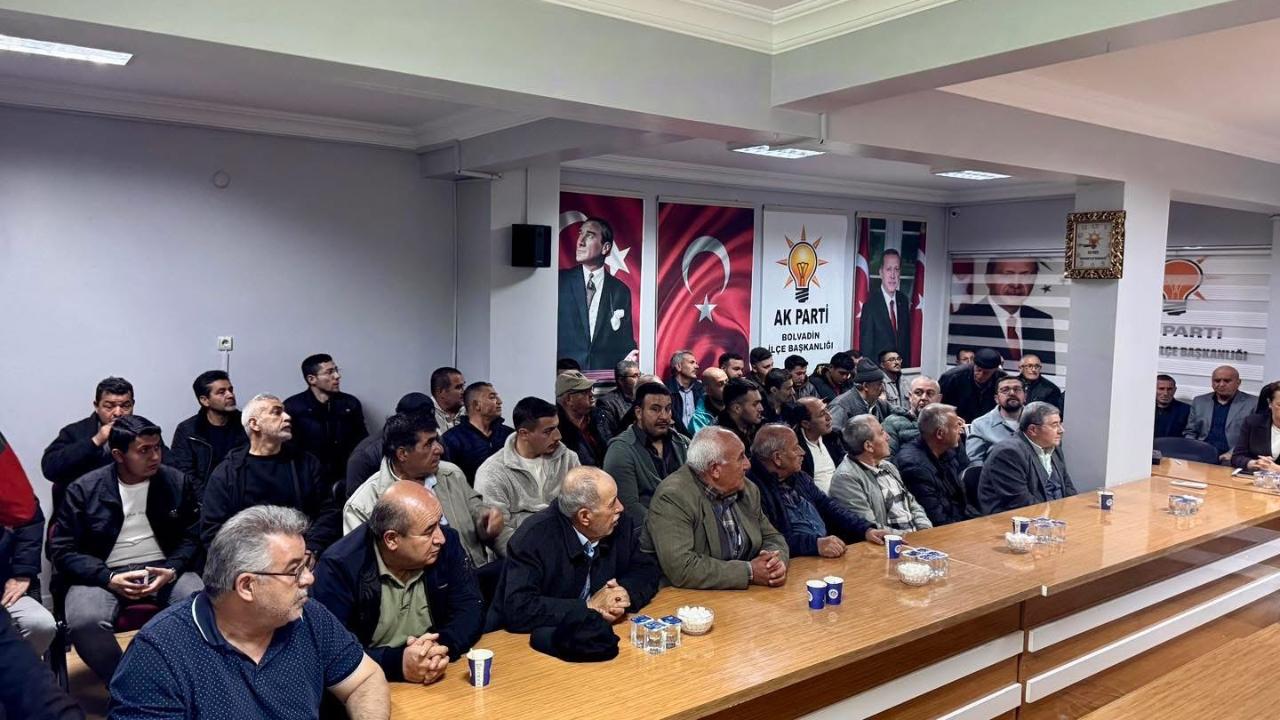 AK Parti Bolvadin’de İlçe Danışma Meclisi Toplantısı Yoğun Katılımla Yapıldı