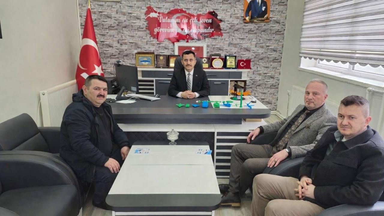 Bolvadin Bilsem’den Müdür Keleş’e Anlamlı Hediye