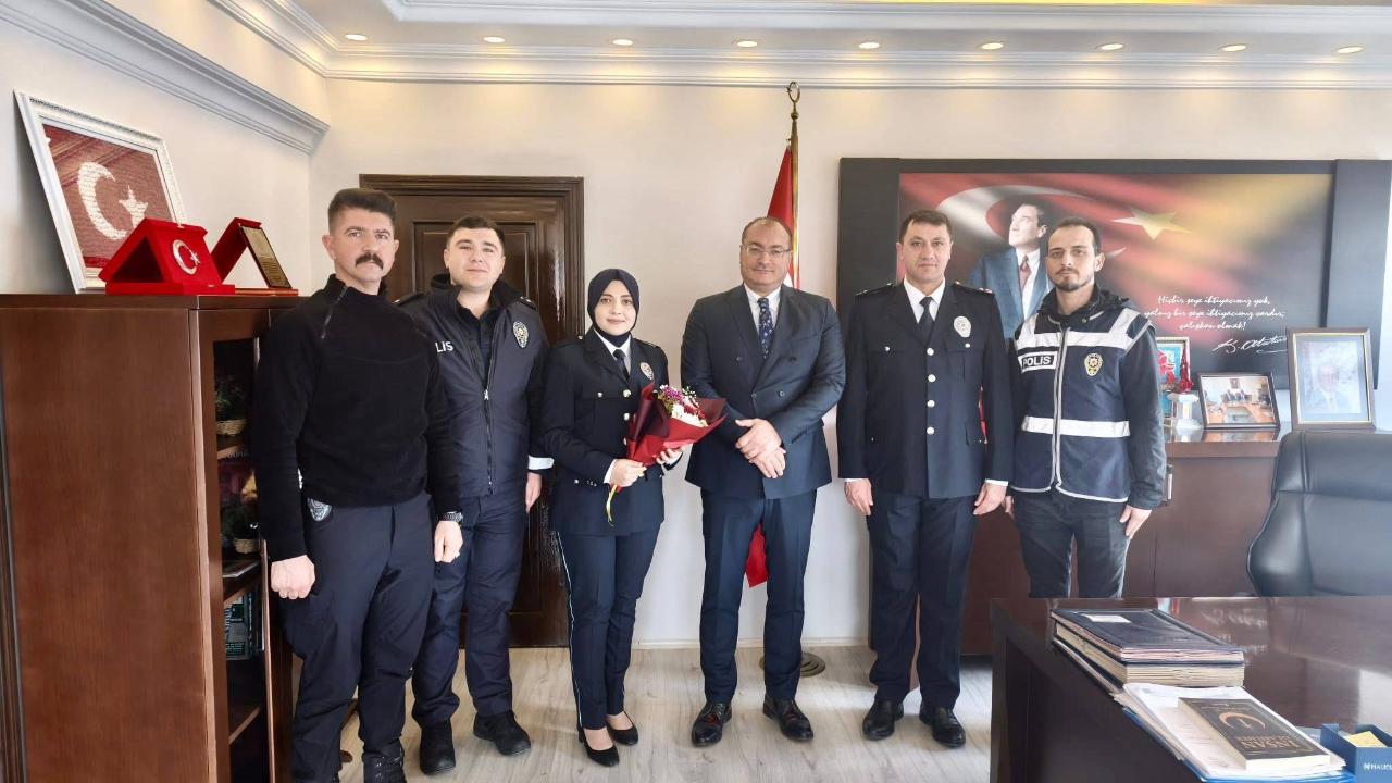 Bolvadin Kaymakamı Arıkan Polisleri Övdü: Gece Gündüz Çalışıyorlar