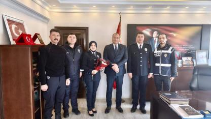 Bolvadin Kaymakamı Arıkan Polisleri Övdü: Gece Gündüz Çalışıyorlar