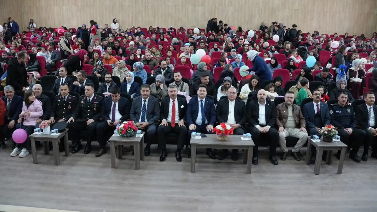 Bolvadin’de 23 Nisan Coşkuyla Kutlandı